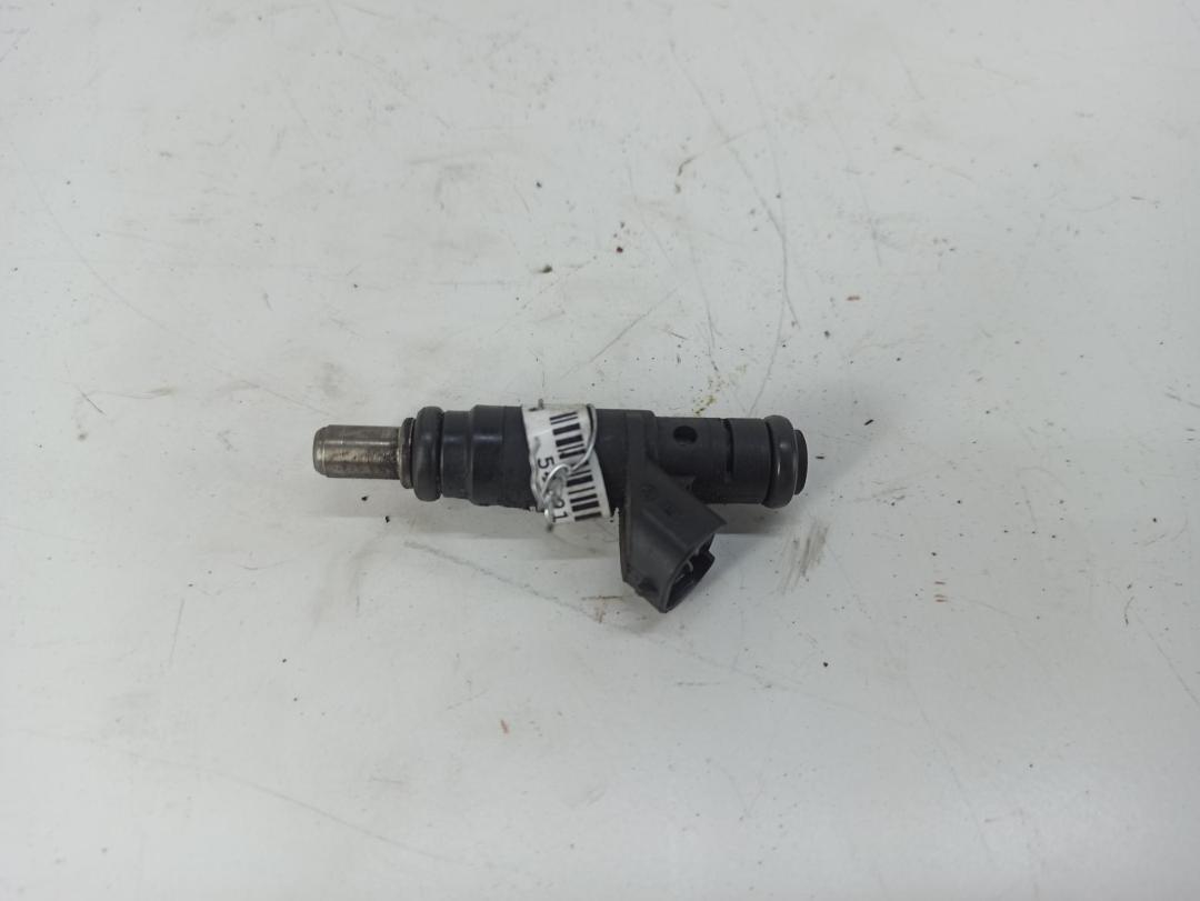 форсунка Audi A4 B6 2004, 2.0 л., бензин, АКПП, серый, универсал, 06B133551T