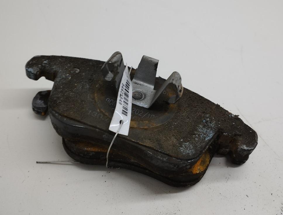 Колодки тормозные передние Audi A4 B8 2008, 2.0 л., дизель, АКПП, серый, седан, 90R101202