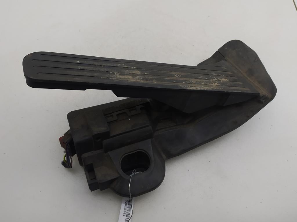 педаль Volkswagen Passat CC 2010, 2.0 л., дизель, робот, чёрный, седан, 1K2723503T