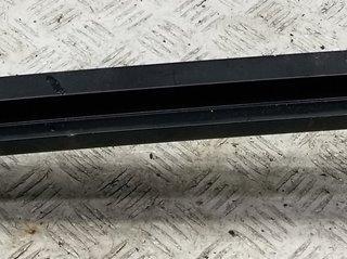 Направляющая сдвижной двери (салазка) левая Renault Kangoo 2 поколение 2008, 1.5 л., дизель, МКПП, белый, фургон