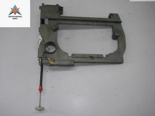 Корпус (держатель) ручки двери передней правой BMW 5 серия E39 1998, 2.5 л., бензин, МКПП, серый, седан