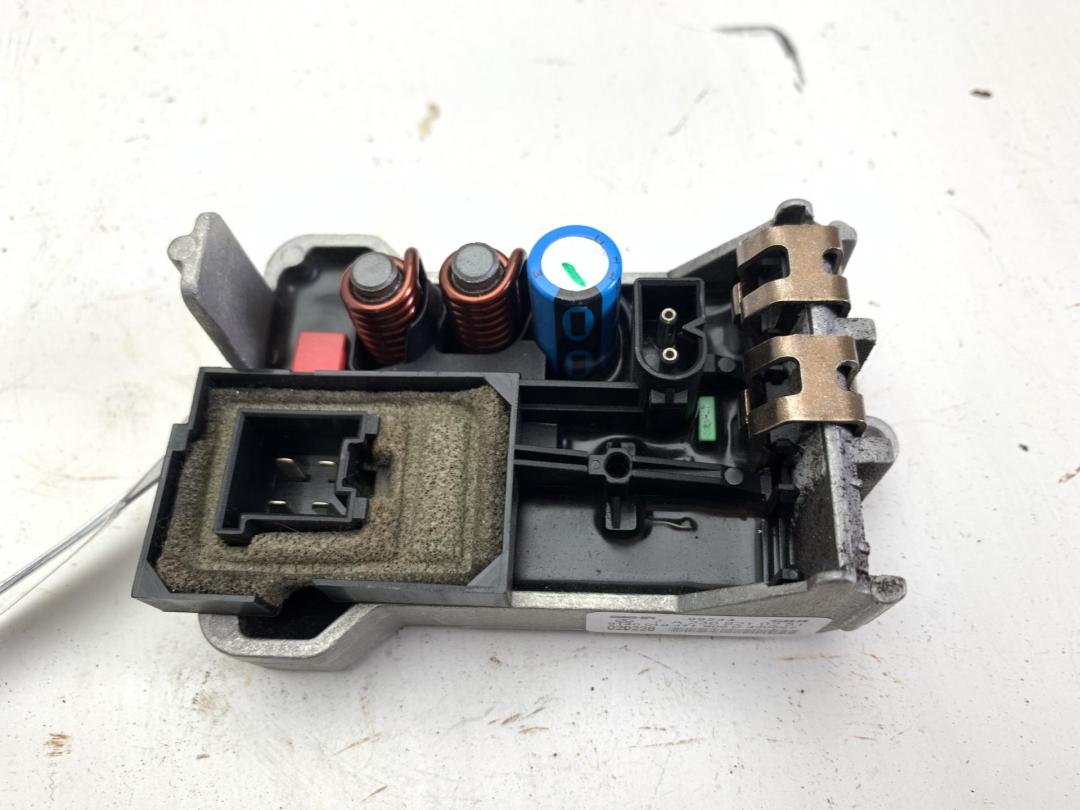 сопротивление печки Mercedes-Benz C W203 2002, 2.2 л., дизель, МКПП, серый, универсал, 2308210251
