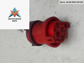 разъем (фишка) проводки Volkswagen Passat B5 1998, 1.6 л., бензин, МКПП, красный, универсал, 813971959