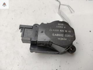 моторчик заслонки печки Mercedes-Benz E-Класс W211/S211 2004, 3.2 л., дизель, АКПП, жёлтый, универсал, 2038201642