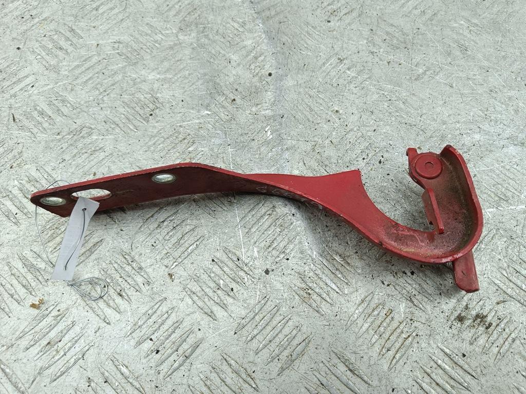 петля капота правая Suzuki Wagon R 2000, красный, хетчбэк 5 дв.