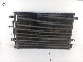 радиатор кондиционера Audi A4 B7 2005, 2.0 л., бензин, МКПП, серый, универсал, 8E0260401L
