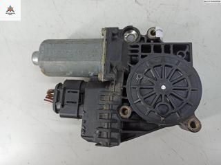 моторчик стеклоподъемника передний левый Audi A6 4B/C5 [рестайлинг] 2004, 2.5 л., МКПП, универсал, 4B0959801