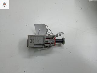 выключатель концевой (концевик) Opel Astra H/Family [рестайлинг] 2007, 1.6 л., бензин, МКПП, серый, универсал, 55701396