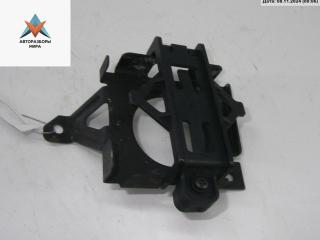 кронштейн (крепление) BMW 5 серия E39 1999, 2.5 л., бензин, МКПП, белый, седан, 63126907423