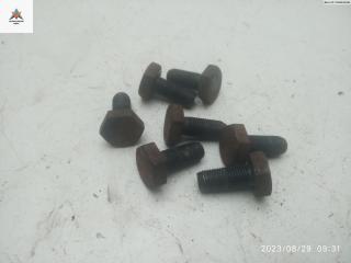 Болт крепления Opel Vivaro A 2004, 1.9 л., дизель, МКПП, белый, микроавтобус