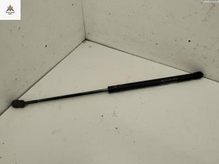 амортизатор крышки багажника (3-5 двери) Volkswagen Golf 3 поколение 1992, 1.8 л., бензин, МКПП, серый, хетчбэк 5 дв., 1H6827550