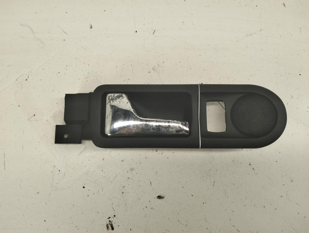 ручка внутренняя задняя левая Volkswagen Passat B5 1999, 1.8 л., бензин, МКПП, чёрный, седан, 3B0839113AK