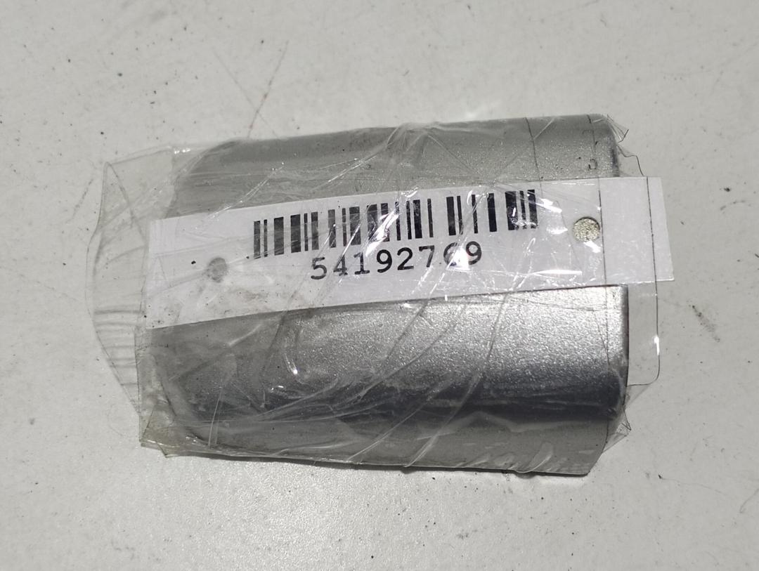 Колпачок (заглушка) ручки двери Peugeot 308 T7 2009, 1.6 л., дизель, МКПП, серый, универсал, 849110 - фото №1