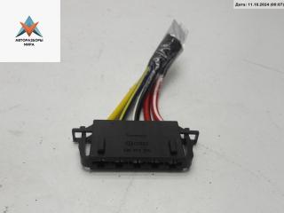 разъем (фишка) проводки Volkswagen Golf 5 поколение 2005, 1.6 л., бензин, МКПП, серый, хетчбэк 3 дв., 1J0972755