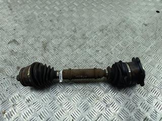 полуось передняя правая (приводной вал, ШРУС) Audi A4 B5 1996, 1.8 л., Ti, бензин, АКПП, зелёный, универсал