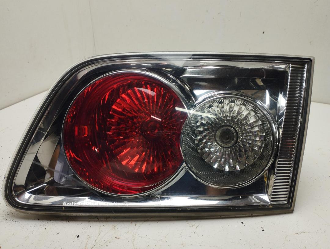 фонарь крышки багажника правый Mazda 6 GG/GY 2004, 2.3 л., бензин, МКПП, серый, универсал, 22661973