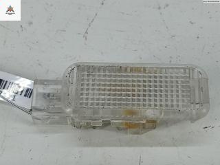 фонарь салона (плафон) Audi A4 B6 2003, 2.5 л., дизель, АКПП, чёрный, универсал, 8D0947415