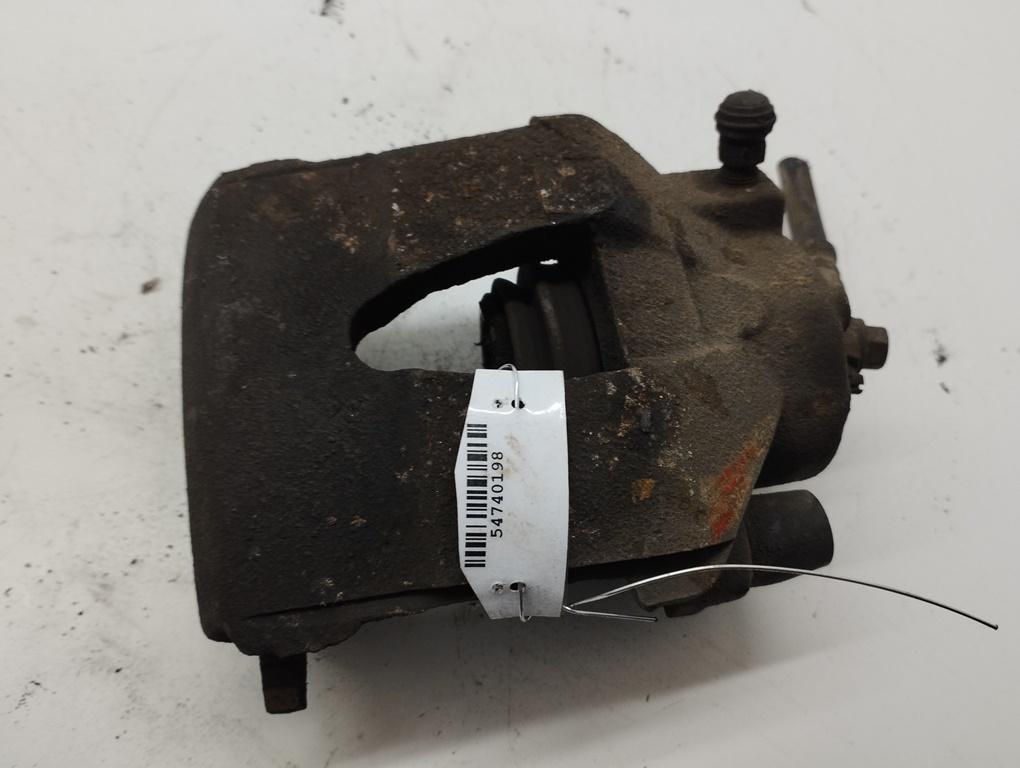суппорт передний правый Audi A3 8L 1998, 1.9 л., дизель, МКПП, чёрный, хетчбэк 3 дв.