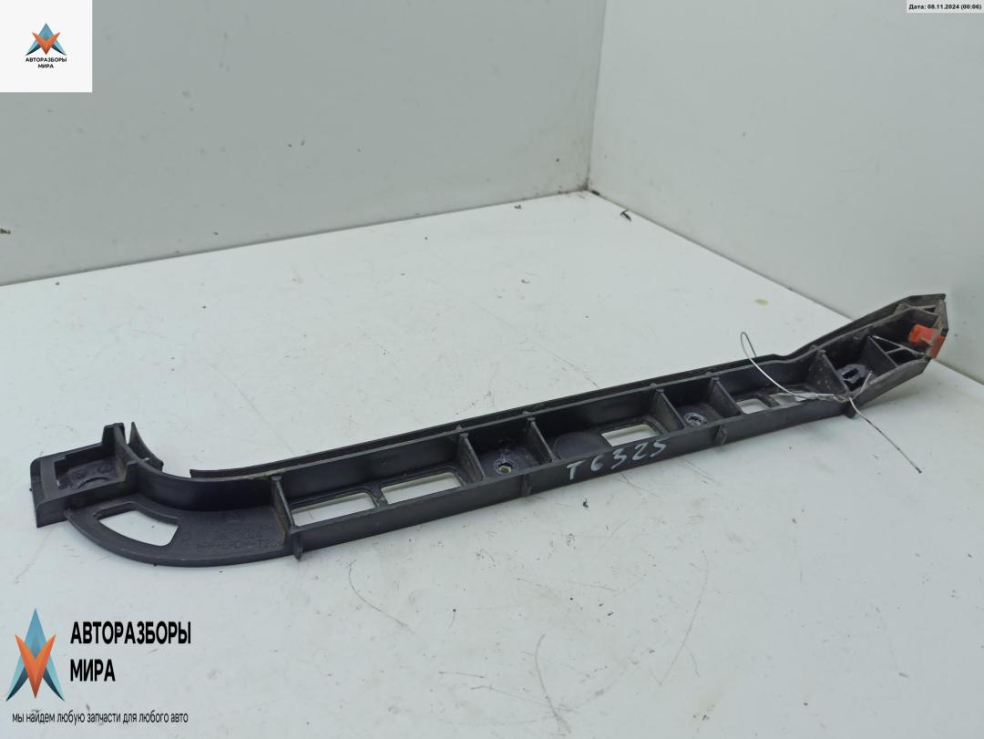 кронштейн заднего бампера Opel Vectra C 2002, 1.8 л., бензин, МКПП, серый, седан, 24402936 - фото №1