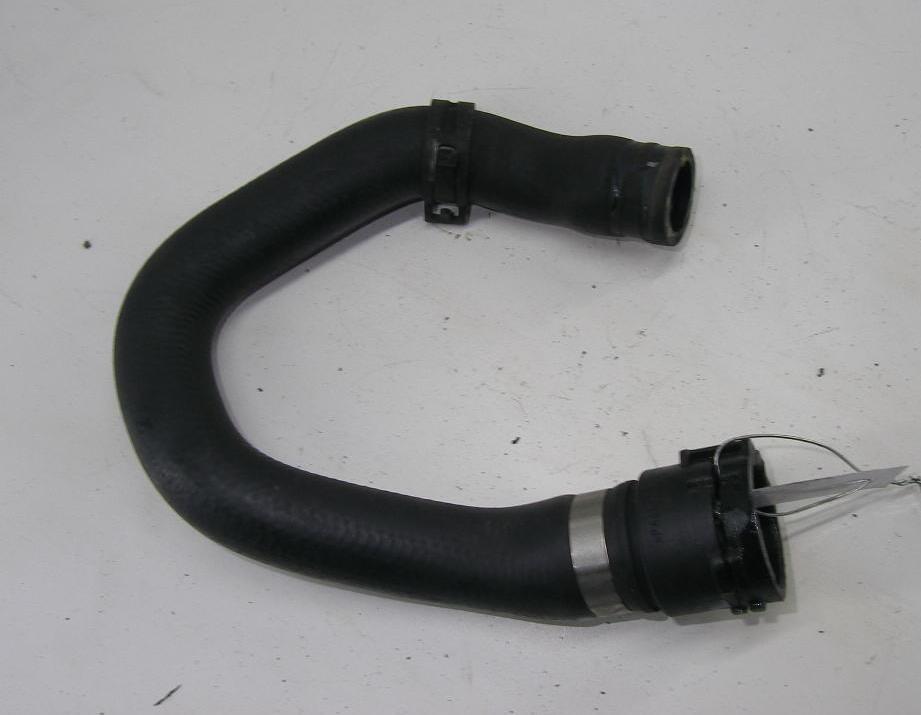 патрубок (трубопровод, шланг) BMW 5 E60/E61 2003, 3.0 л., дизель, АКПП, чёрный, седан, 64216917699