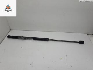 амортизатор крышки багажника (3-5 двери) Volkswagen Passat B5 [рестайлинг] 2001, 2.8 л., бензин, АКПП, серый, универсал, 1J6827550C