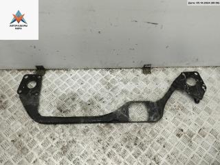 балка под радиатор Audi A4 B5 1994, 1.8 л., бензин, МКПП, красный, седан