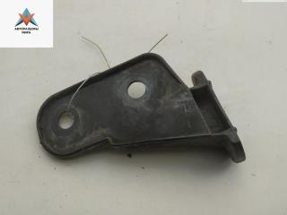 кронштейн переднего бампера BMW 3 серия E36 [рестайлинг] 1998, 1.6 л., бензин, МКПП, чёрный, хетчбэк 3 дв., 8122578