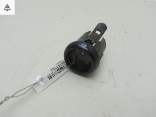 кронштейн (крепление) Volvo V70 2 поколение [рестайлинг] 2005, 2.4 л., дизель, МКПП, синий, универсал, 8693748