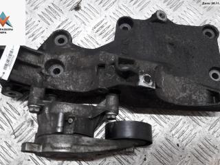 кронштейн генератора Volkswagen Golf 5 поколение 2005, 2.0 л., дизель, МКПП, серый, хетчбэк 3 дв.