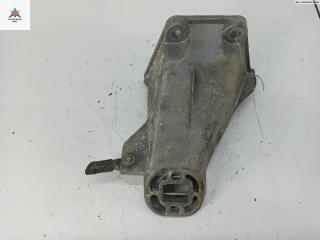 кронштейн двигателя Audi 100 4A/C4 1992, 2.8 л., бензин, МКПП, жёлтый, седан, 4A0199312B