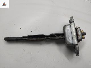 ограничитель открывания двери Nissan Almera N15 [рестайлинг] 1998, хетчбэк 5 дв.