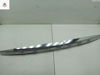 накладка подсветки номера Peugeot 407 1 поколение 2004, 2.0 л., бензин, МКПП, серый, универсал, 9645271580