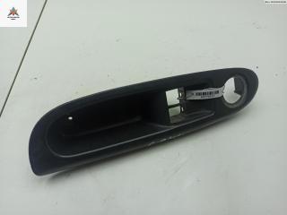 ручка внутренняя передняя левая Renault Clio 2 поколение [рестайлинг] 2002, 1.2 л., бензин, МКПП, синий, хетчбэк 3 дв., 8200084008