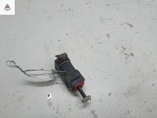 Датчик (включатель) стоп-сигнала Opel Corsa D 2007, 1.3 л., дизель, МКПП, чёрный, хетчбэк 5 дв., 55701395