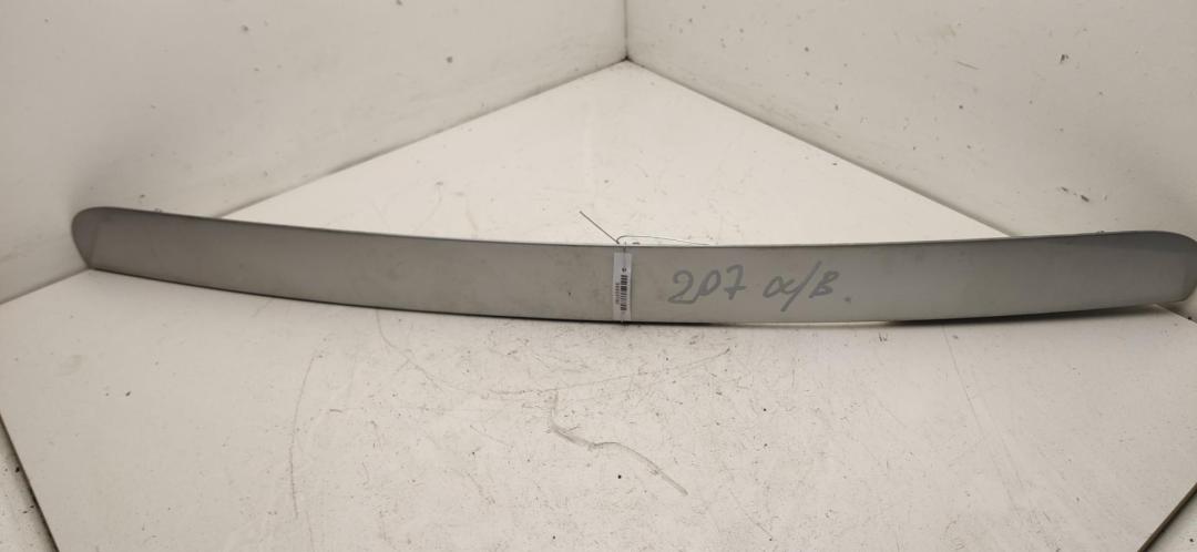 накладка подсветки номера Peugeot 207 2008, 1.4 л., бензин, МКПП, серый, хетчбэк 3 дв., 9650751477