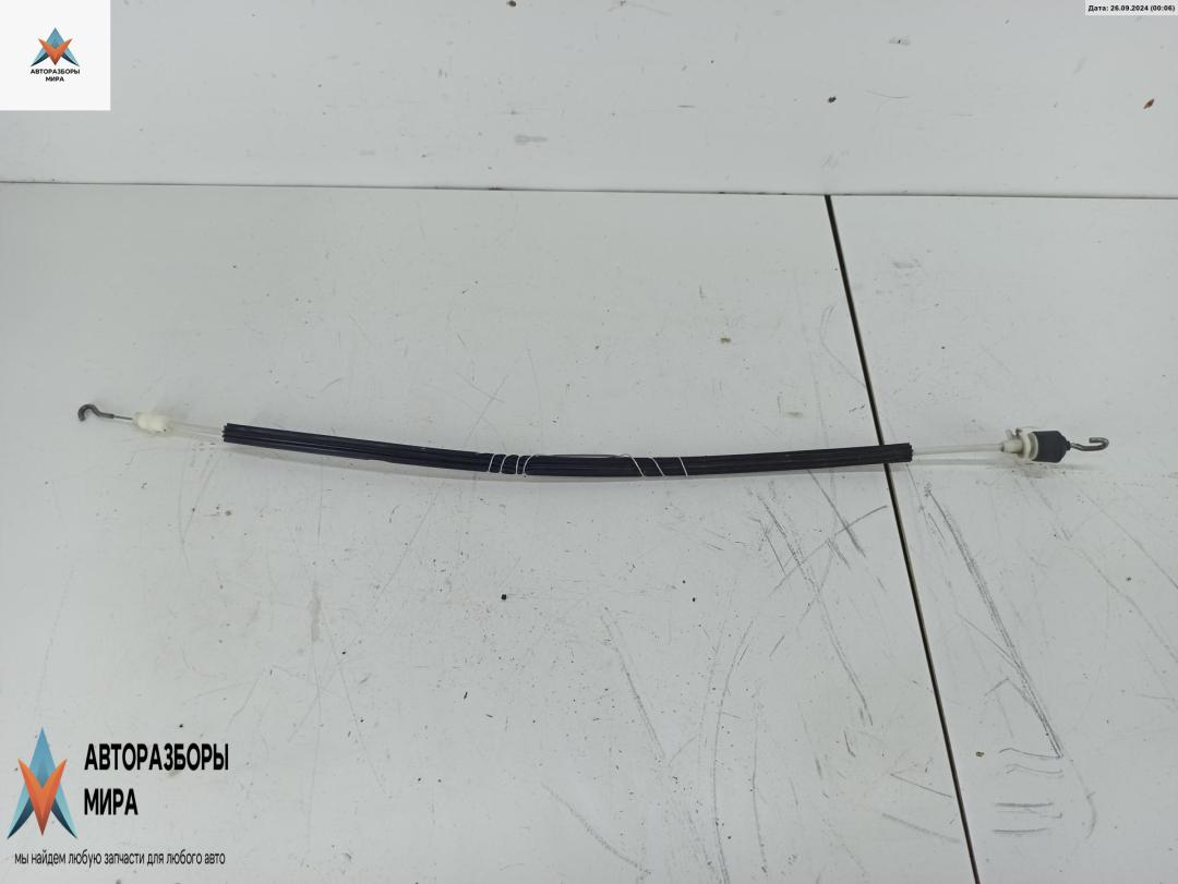 Трос двери задней Audi A4 B5 1996, 1.6 л., бензин, АКПП, красный, седан - фото №1