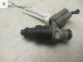 форсунка Mitsubishi Colt 6 поколение (Z20/Z30) 2006, 1.3 л., бензин, МКПП, чёрный, хетчбэк 3 дв., MR988977