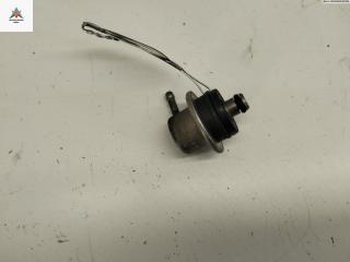 регулятор давления топлива Volkswagen Bora 1 поколение 1998, 1.6 л., бензин, МКПП, красный, седан, 037133035H