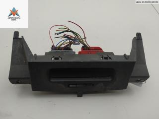 дисплей Renault Laguna 1 поколение [рестайлинг] 1998, 1.6 л., бензин, МКПП, красный, хетчбэк 5 дв., 7700428029A