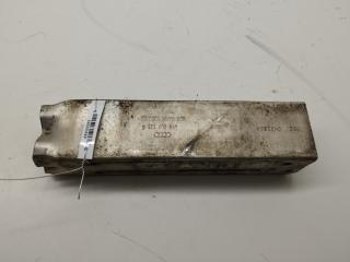 кронштейн (крепление) Audi A6 4F/C6 2005, 3.0 л., дизель, АКПП, серый, универсал, 4F0807133