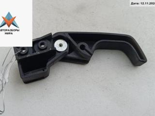 ручка открывания капота Volkswagen Passat B3 1990, 1.8 л., бензин, МКПП, зелёный, универсал, 357823533