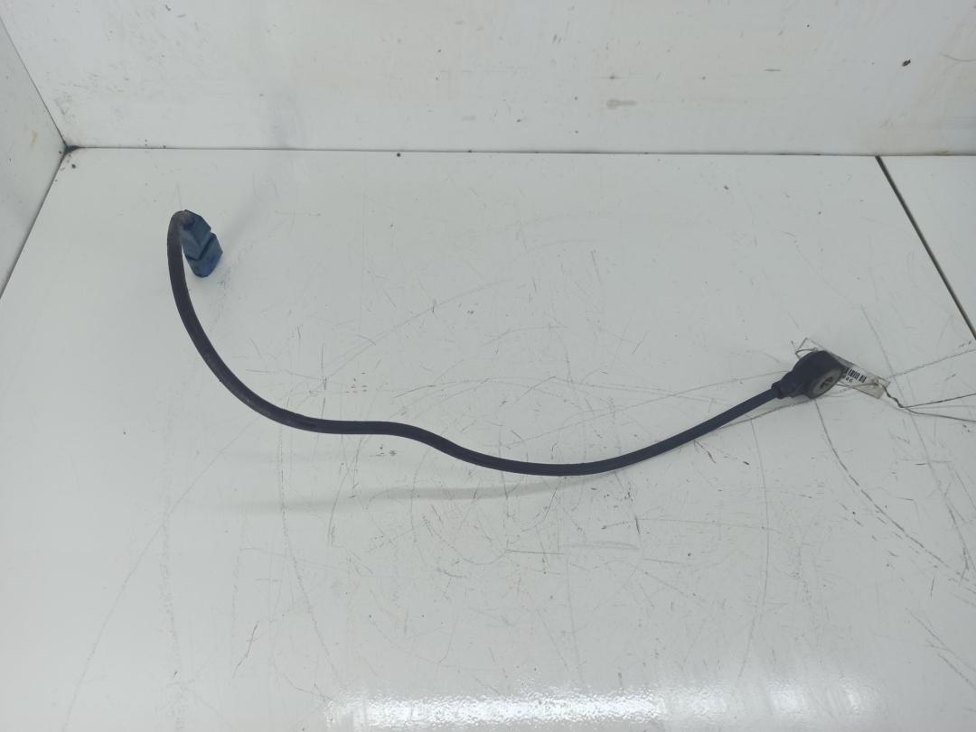 датчик детонации Audi A4 B6 2003, 3.0 л., бензин, АКПП, серый, универсал, 06C905377 - фото №1