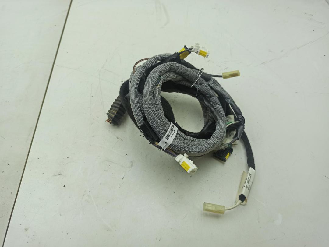 Проводка крышки багажника Renault Scenic I 2000, 1.6 л., бензин, МКПП, красный, минивэн, 8200029544