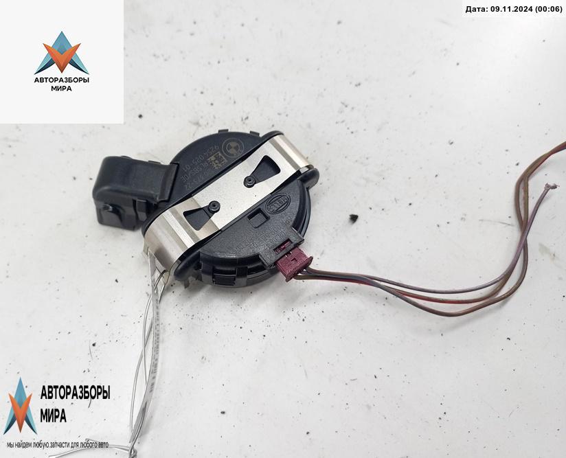 датчик света BMW 5 серия F07/F10/F11 2012, 2.0 л., дизель, АКПП, белый, универсал, 9254025 - фото №1