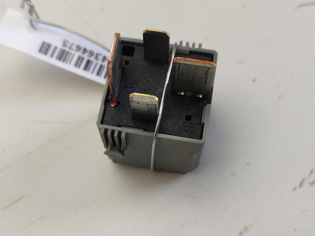 реле (прочие) Mercedes-Benz E W212 2009, 2.2 л., дизель, АКПП, серый, универсал, 0025422619