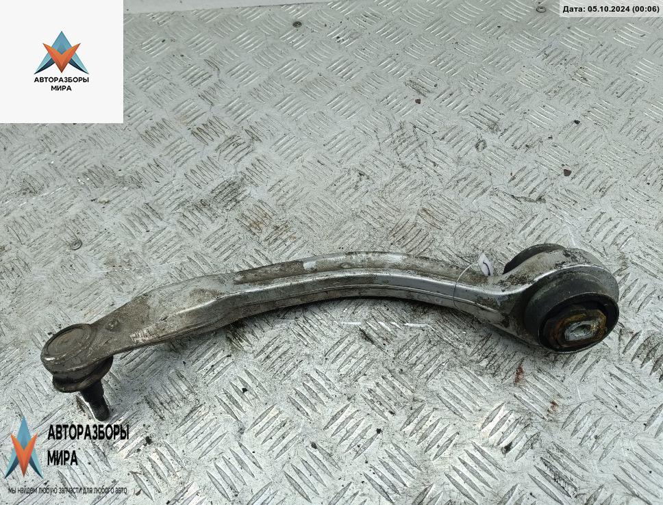 рычаг передний правый Audi A4 B5 1997, 1.8 л., бензин, МКПП, чёрный, универсал, 160007 - фото №1