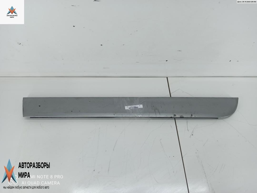 молдинг двери задней правой Audi A4 B6 2003, 2.0 л., бензин, АКПП, серый, универсал - фото №1