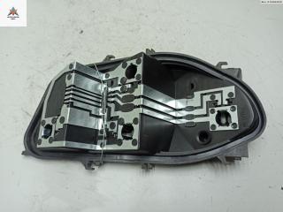 панель заднего левого фонаря Renault Clio 3 поколение 2005, 1.2 л., бензин, МКПП, красный, хетчбэк 3 дв.