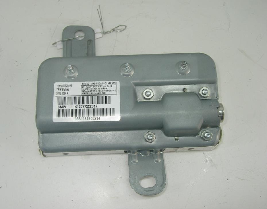подушка безопасности дверная BMW 7 E65/E66 2005, 3.0 л., дизель, АКПП, чёрный, седан, 417077222017