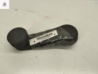 ручка стеклоподъемника Skoda Fabia 2 поколение (5J) 2009, 1.2 л., бензин, МКПП, бежевый, хетчбэк 5 дв., 1H0837581D